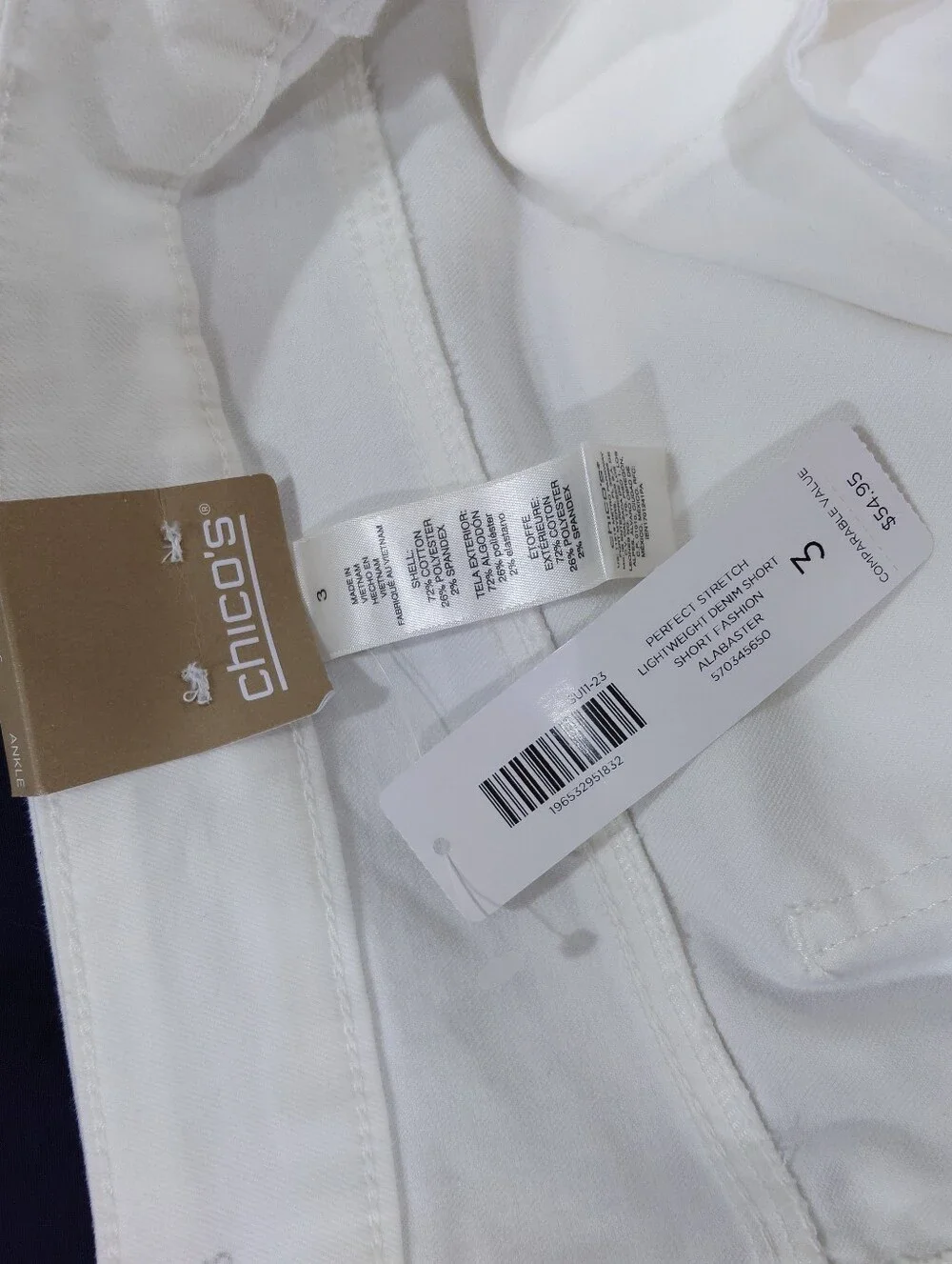 Chico’s White Denim Bermuda Shorts Women’s Size 3 / US 16 NWT Slim Boyfriend - Picture 5 of 6